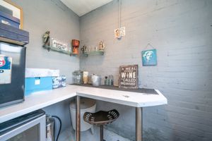 Photo 25- click for photo gallery